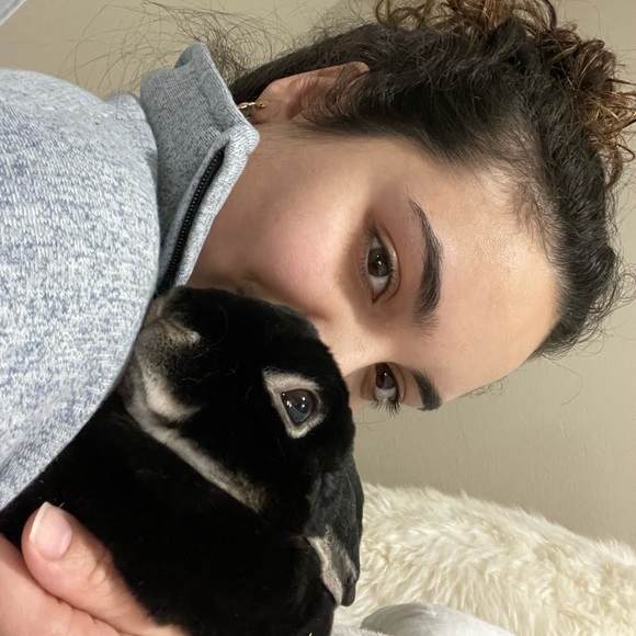 Welcome to my closet! 🧚‍♀️ ✨ - Picture 4 of 4